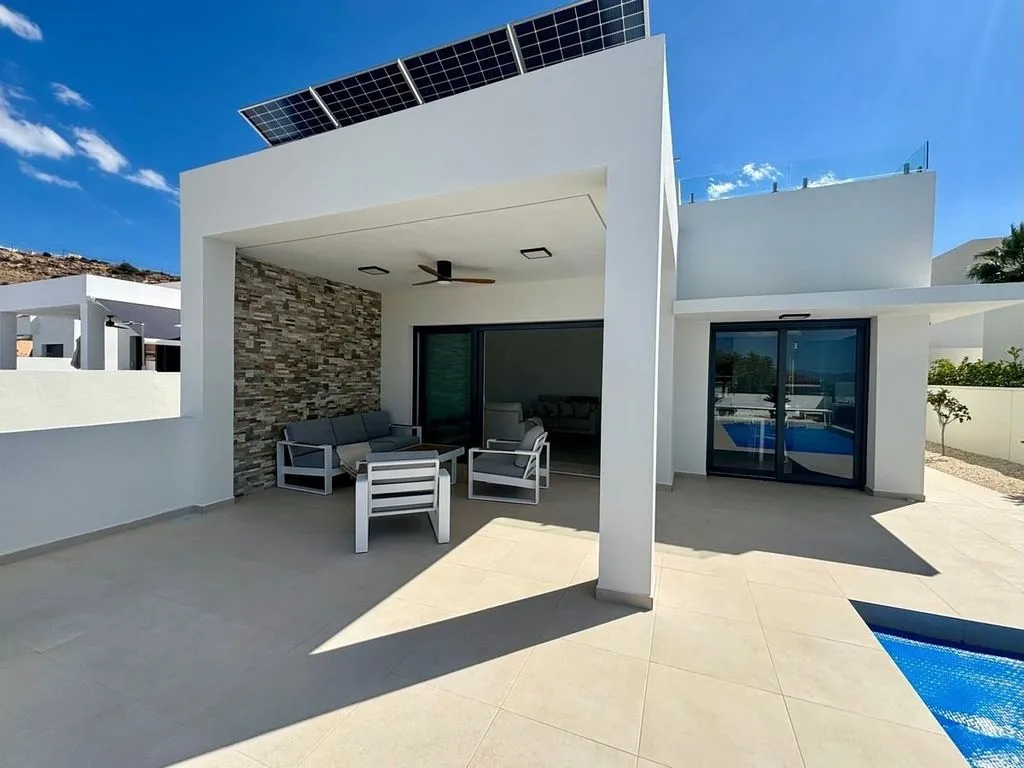 Terrasse - Contemporary Villa with Pool in Rojales