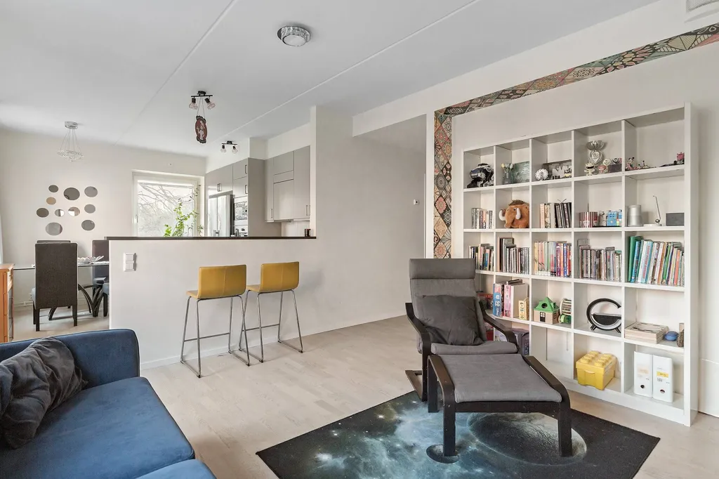 Séjour - Modern Flat with Private Terrace in Central Järfälla