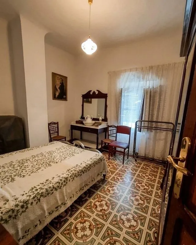 Chambres - Traditional Andalusian Chalet with Patio in Granada