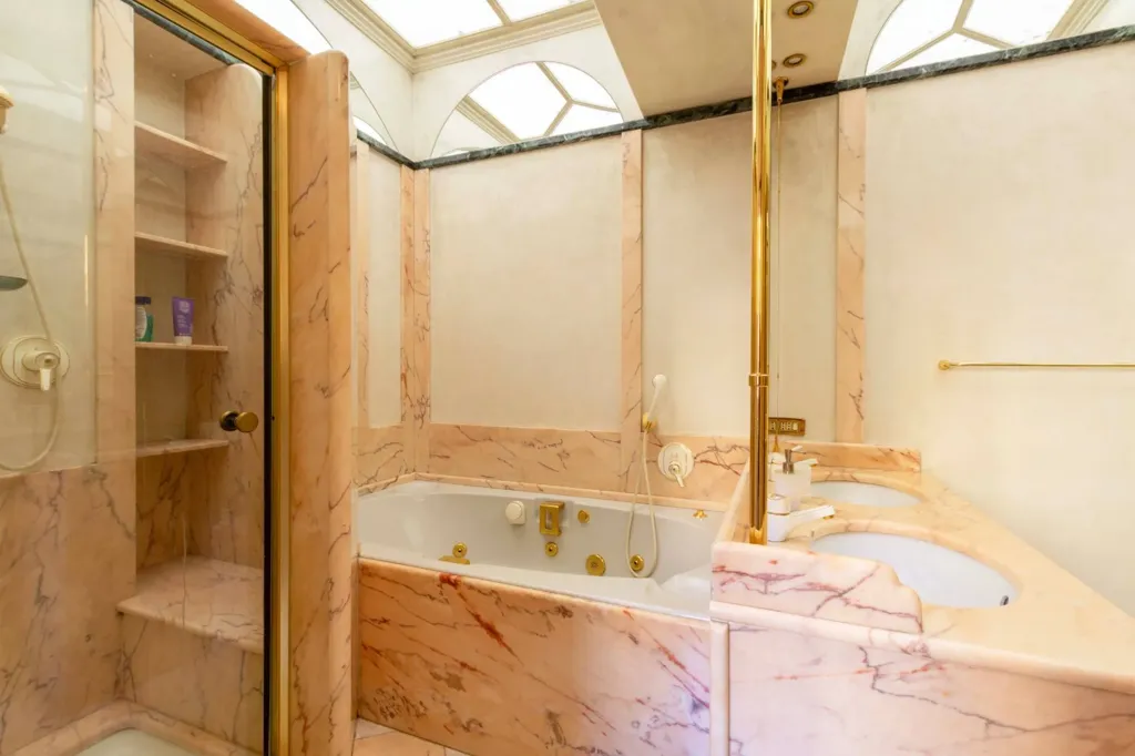 Vannitoad - Historic Apartment with Soppalco in Torino