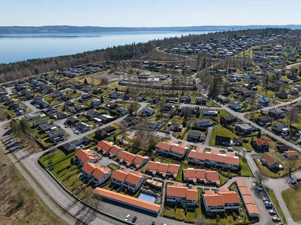 Õhuvaade - Terraced House with Private Balcony in Bankeryd