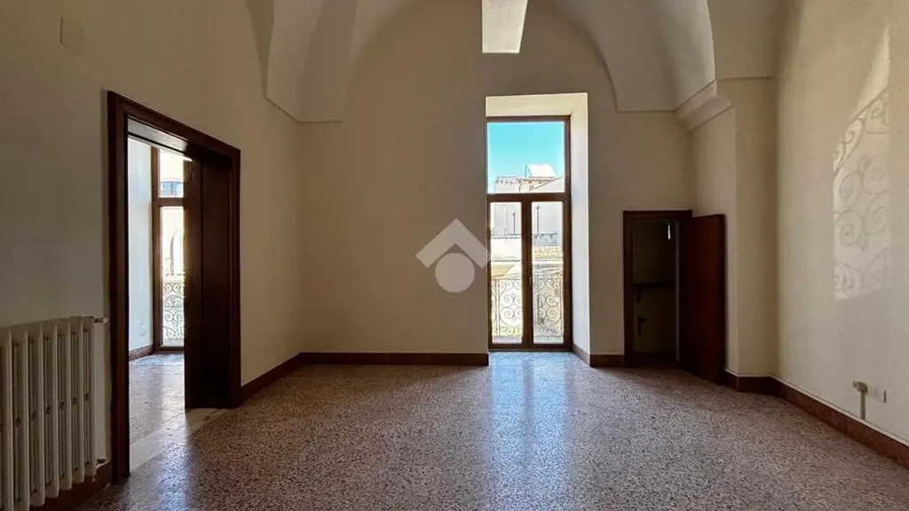 Pièces - Office Space with Starry Ceilings in Francavilla Fontana