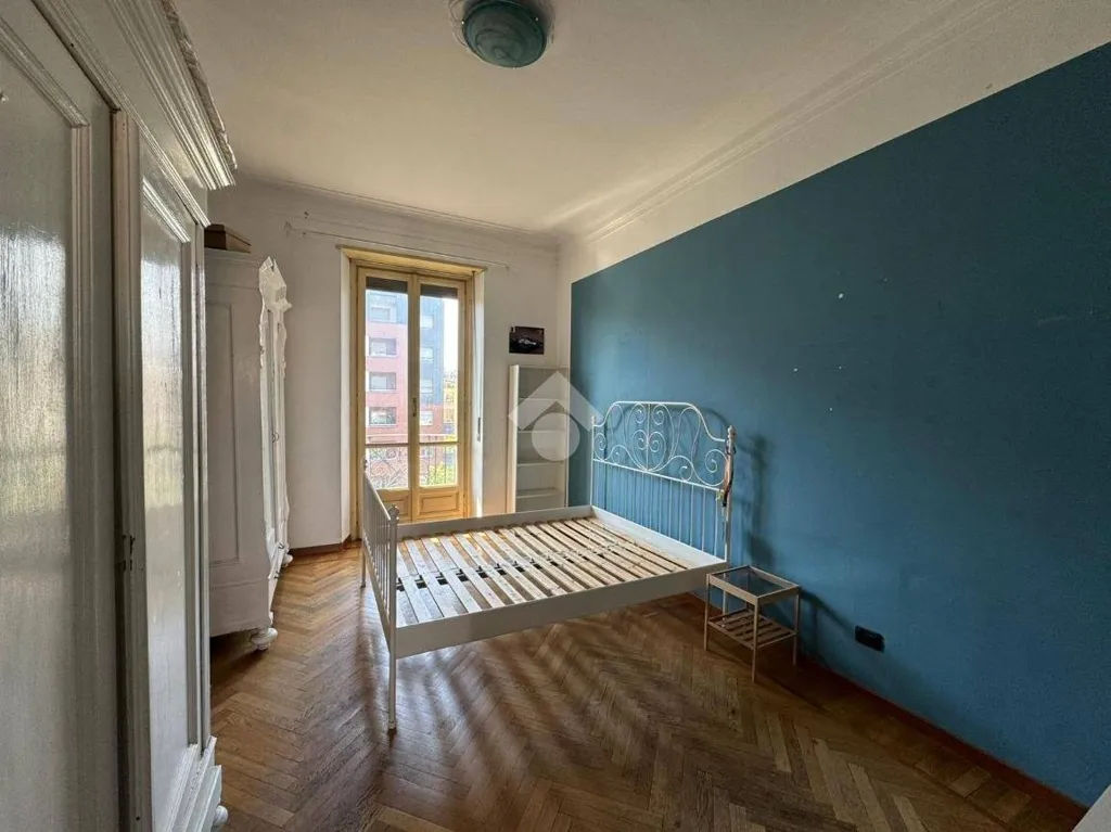 Chambres - Spacious Apartment with Balcony in Cenisia, Turin