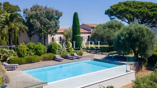 Õhuvaade - Provençal Villa with Sea Views in Cannes