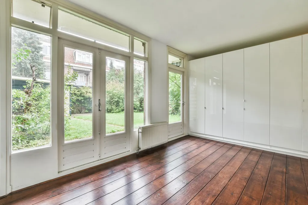 Elutuba - Historic House with East Facing in Amsterdam