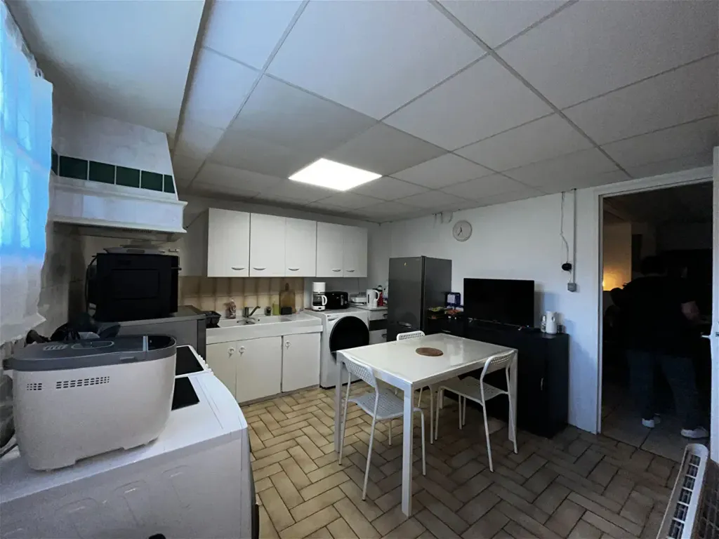 Maison 6 pièces à Lencloitre