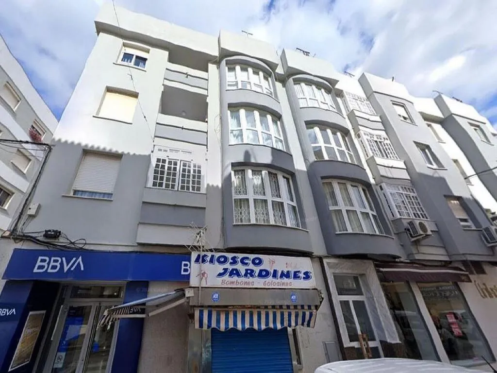 Extérieur - Flat with 3 Bedrooms in La Linea de la Concepcion
