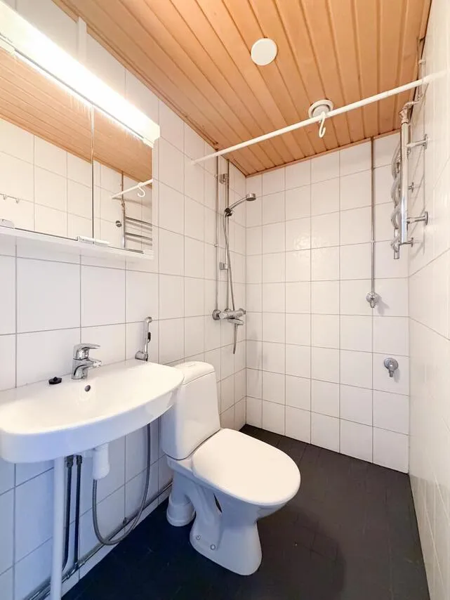 Salles de bain - Renovated Studio Flat in Jyväskylä Centre