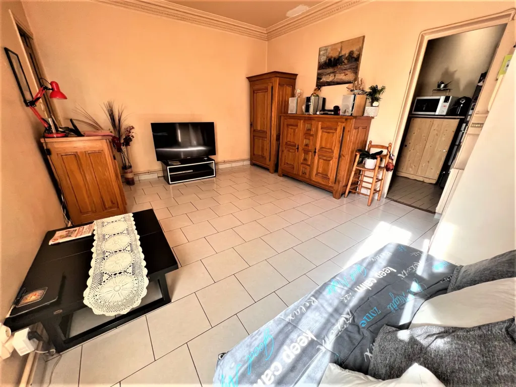 Elutuba - 4-Piece Apartment with Garden Access in Colombes