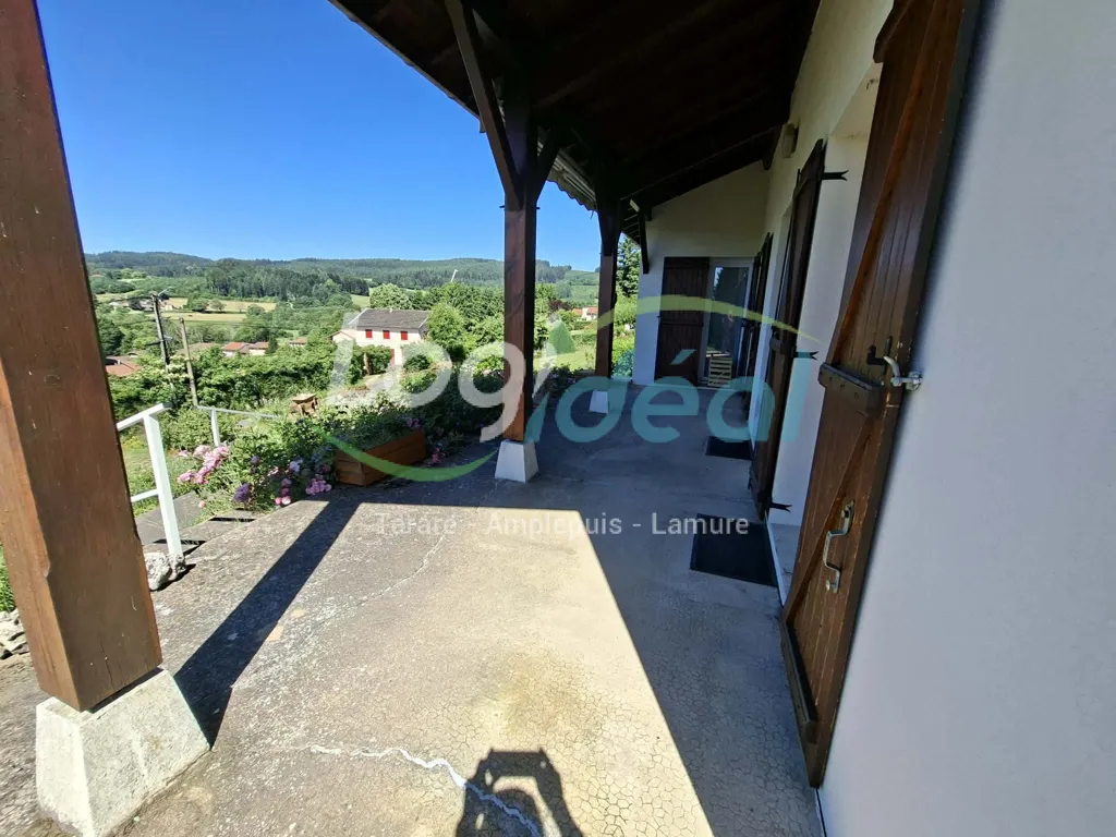 Terrass - Villa with Garden in Poule les Echarmeaux