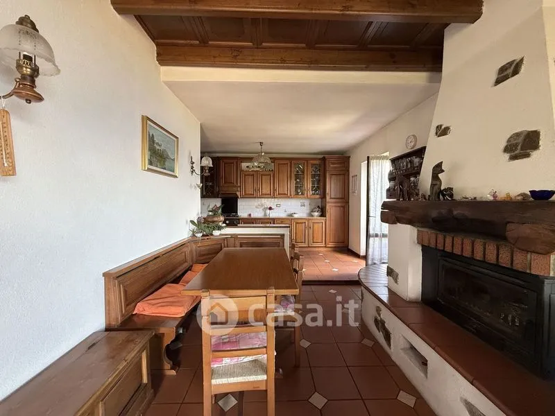 Salle à manger - Villa with Lake View in Dongo