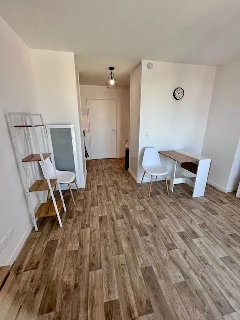Elutuba - Studio with Parking in Troyes