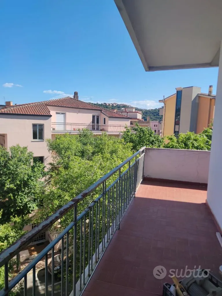 Balcon - Central Apartment with Balcony in Nuoro