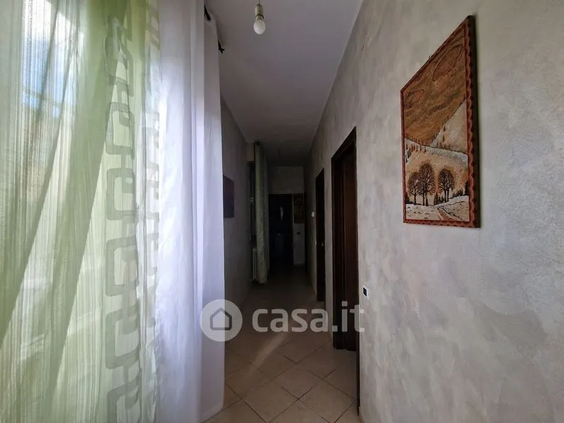 Esik - Rustic Trilocale with Garage in Viadana