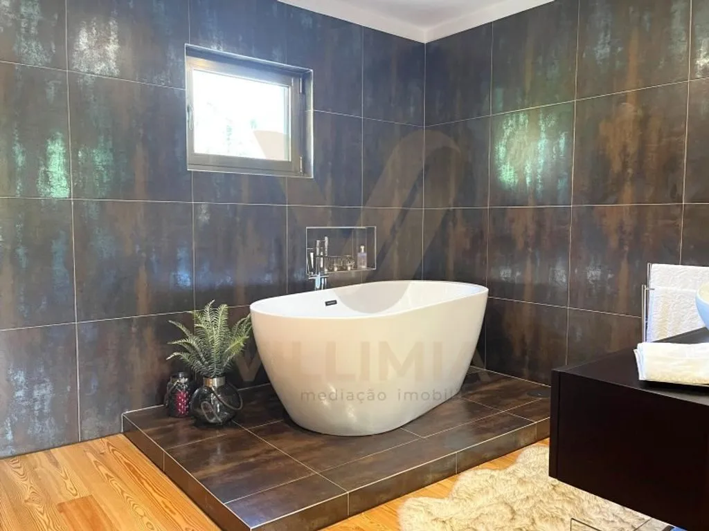 Vannitoad - Rustic-Modern Villa with Pool in Ponte de Lima