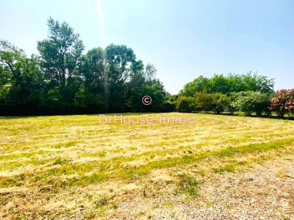 Jardin - Terrain Constructible au Calme avec Viabilisations à Uzès