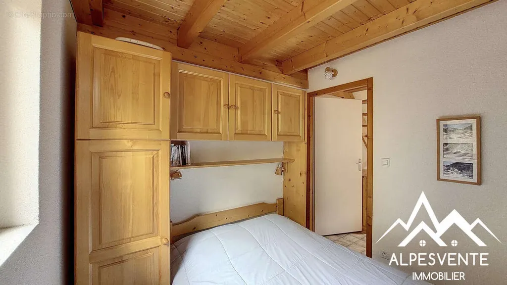 Chambres - Appartement 5 Pièces avec Balcon à Saint-Jean-d'Aulps