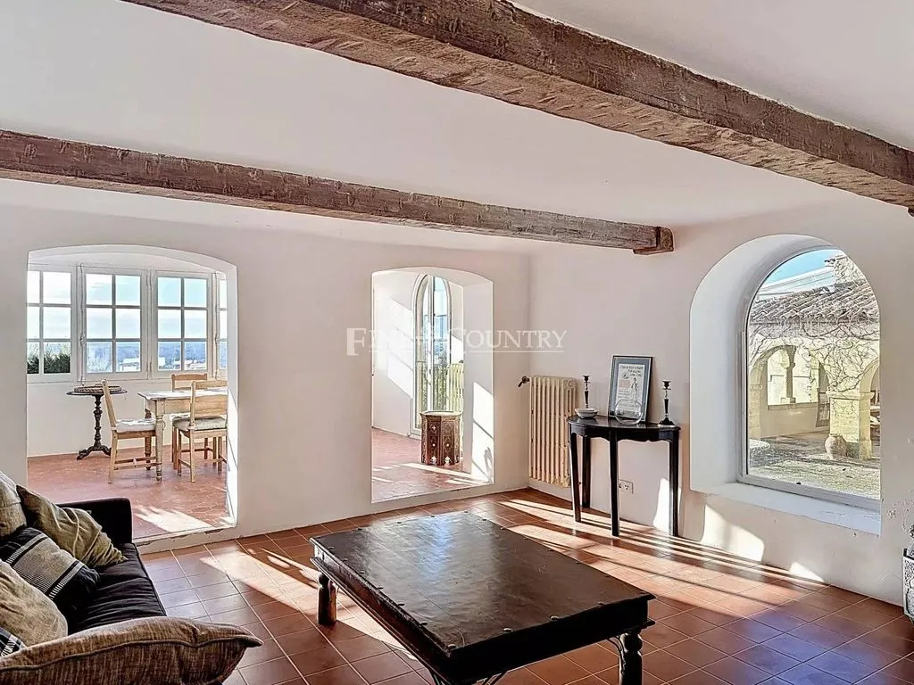 living_room