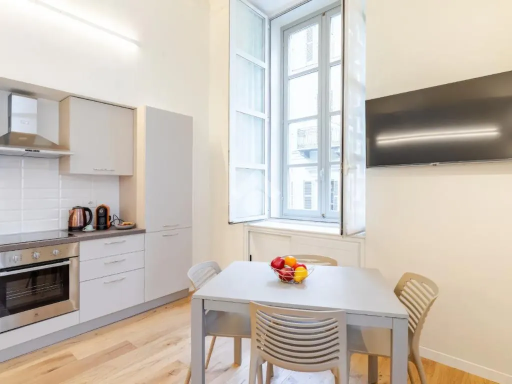 Cuisine - Modern 2-Bedroom Apartment in Torino Centre