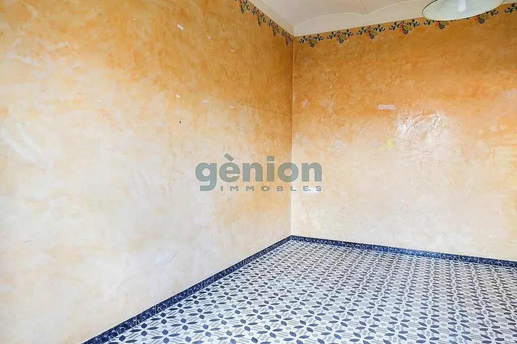 Toad - Historic Flat with Balcony in Girona Centre