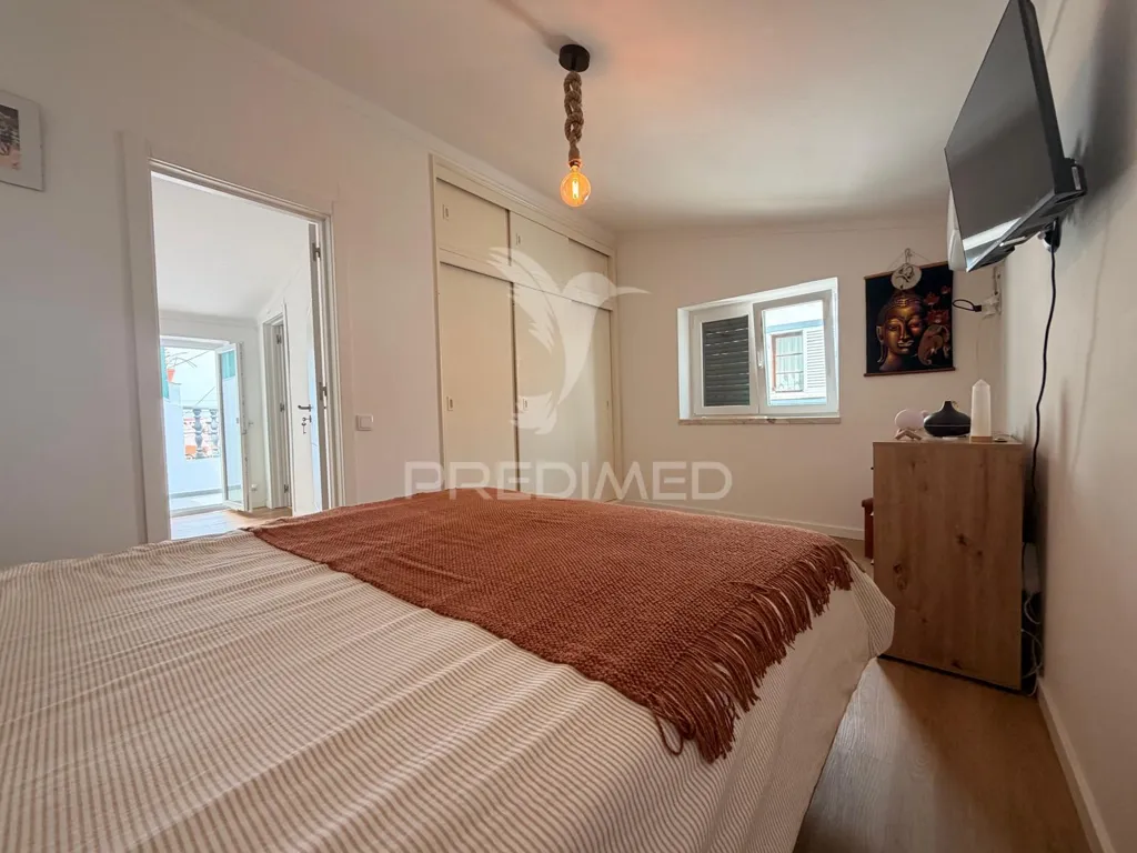 Chambres - Renovated T2 House in Quinta do Anjo Centre