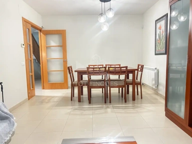 Sala da pranzo - Detached House with Pool in Rourell