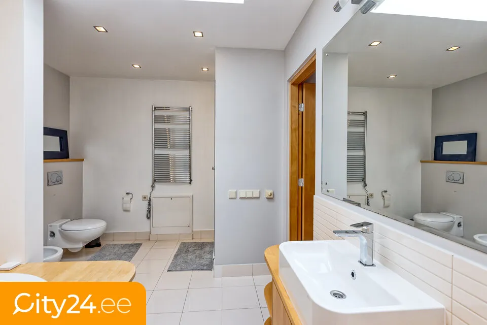 Salles de bain - Two-Story Apartment with Terrace in Riga Centre
