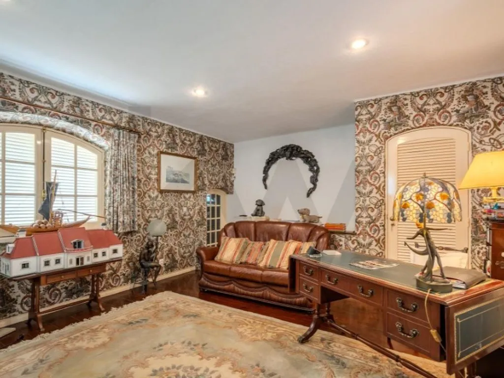 Kabinet - Luxury English-Style House in Mafra