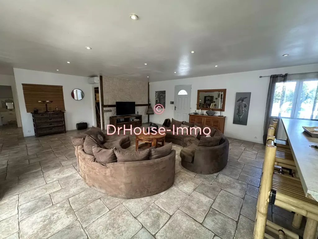 Séjour - Villa Lumineuse avec Piscine à Agde