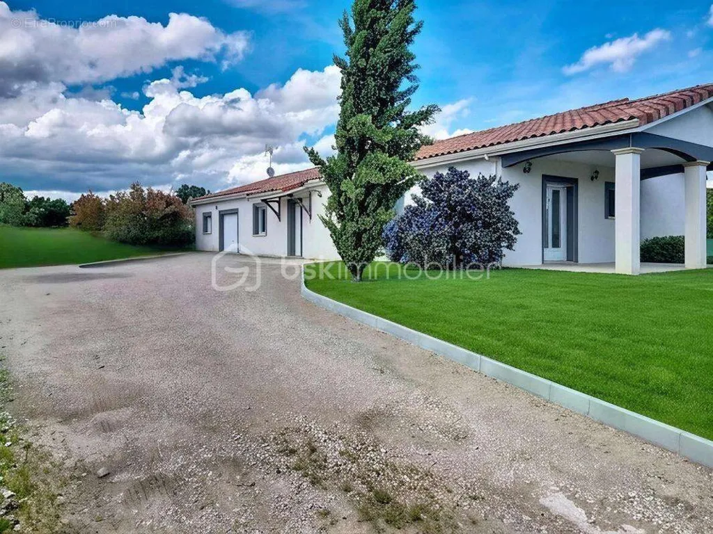 Esterno - Single-Storey Villa with Pool Potential near Toulouse
