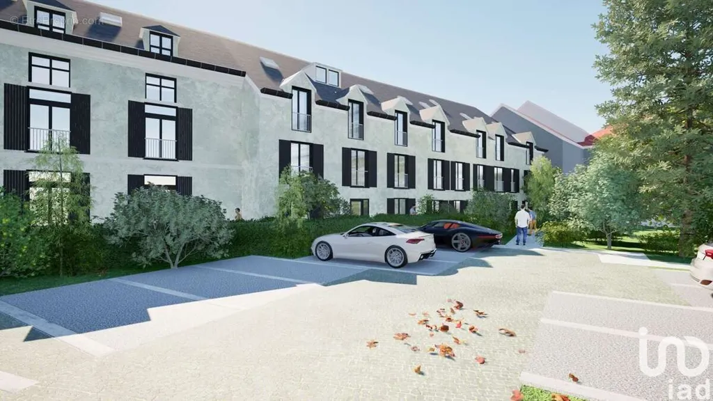 2-Bedroom Apartment with Terrace in Étampes