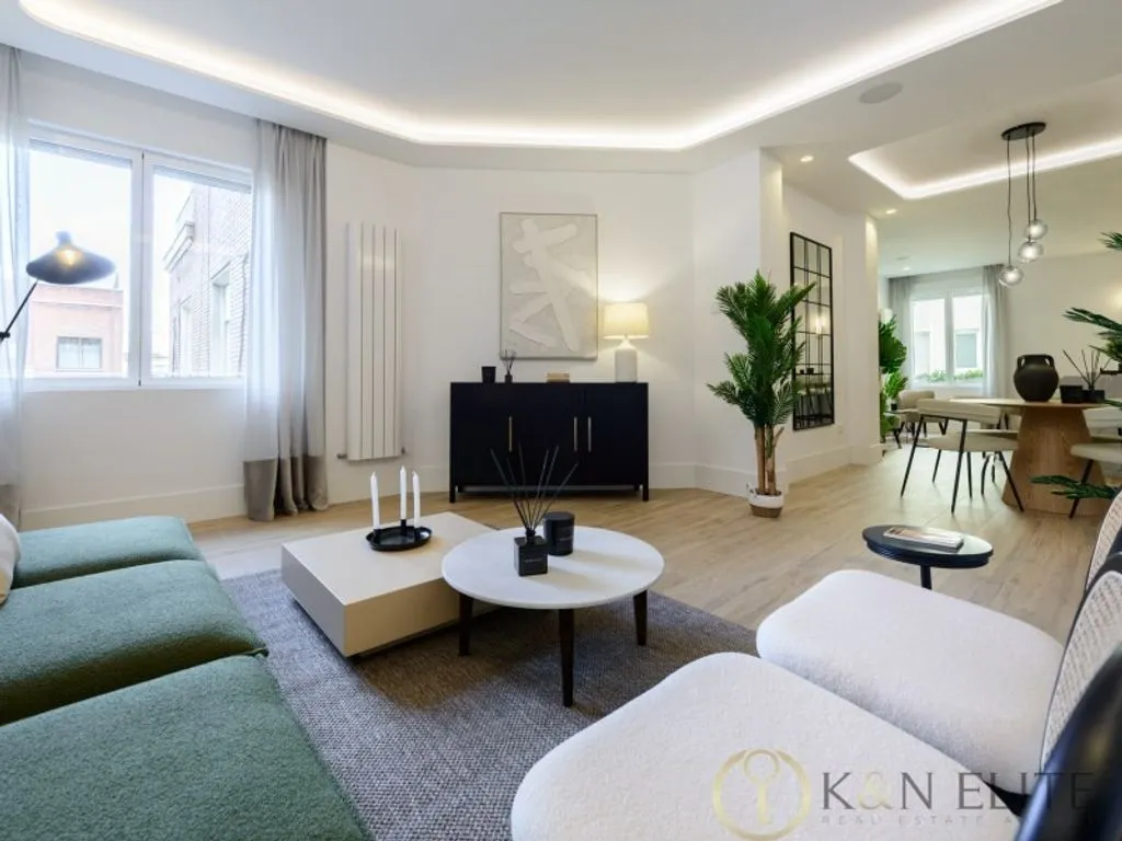 Séjour - Luxury Flat with Home Automation in Almagro, Madrid