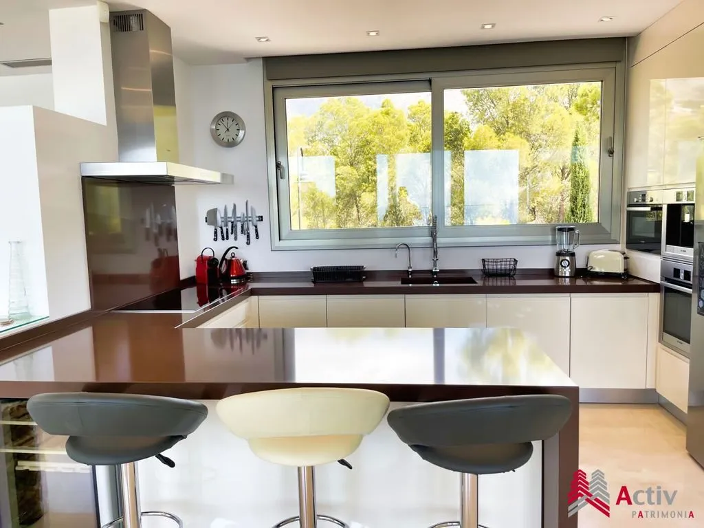 Kitchen - Luxury House with Seafront Views in Altea