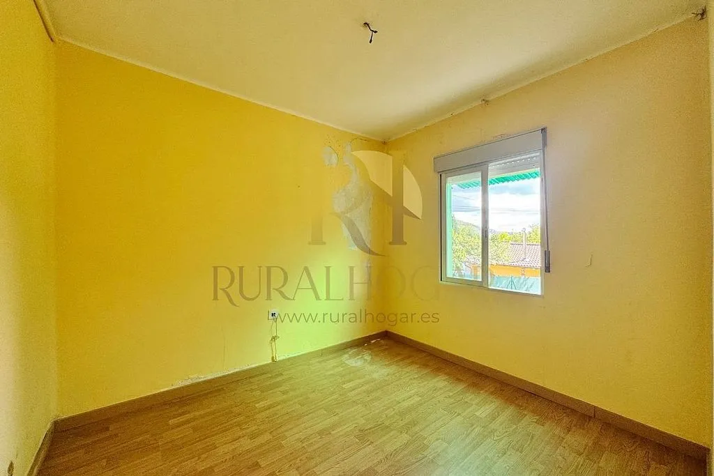 Rooms - Chalet with Garden in Matallana de Torío