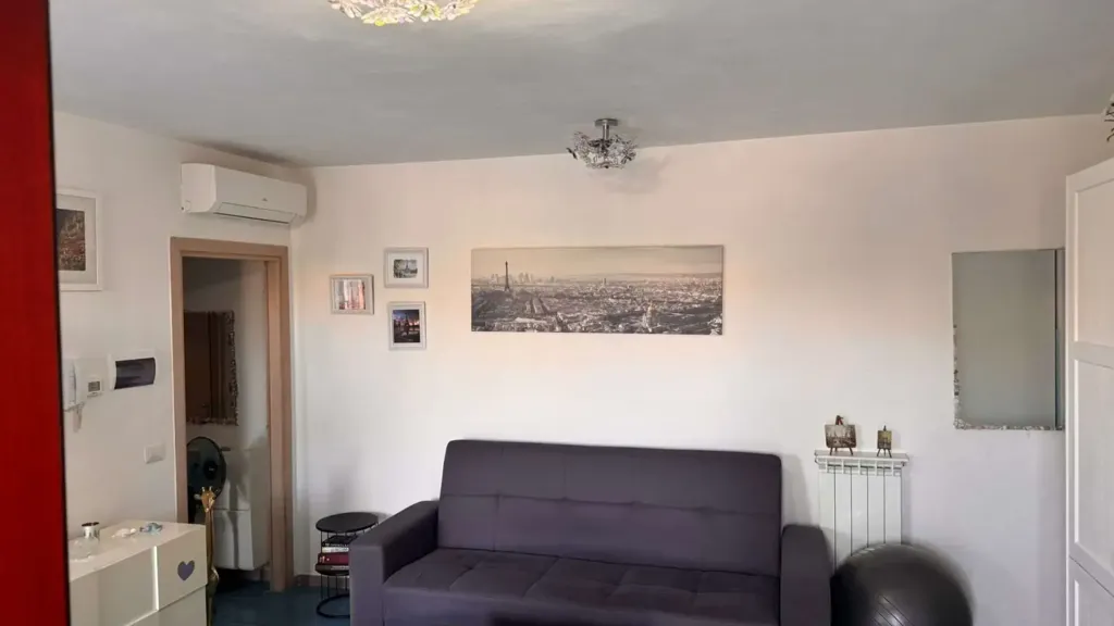 Séjour - Modern Apartment with Private Courtyard in Porto Recanati