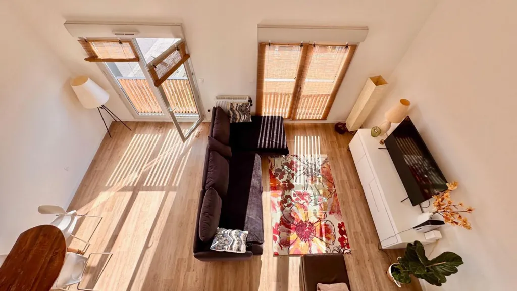 Séjour - Appartement Triplex avec Terrasse en Centre-Ville