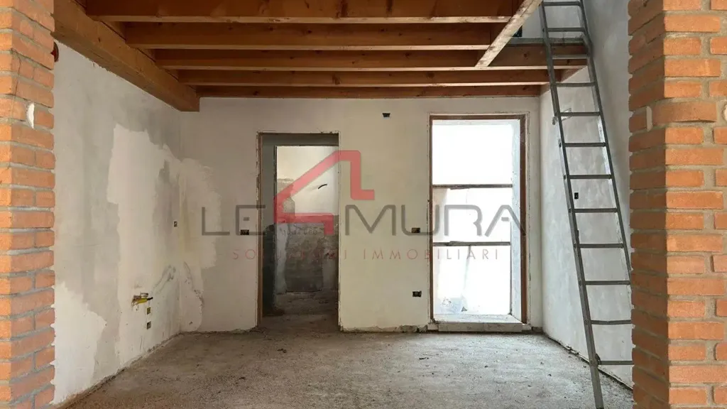 Pièces - Independent House to Personalise in Nogara
