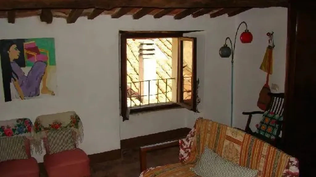 Elutuba - Rustic-Style Apartment in Scansano Centre