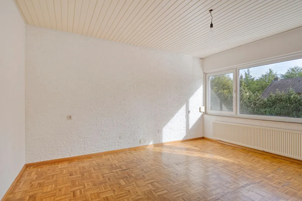Toad - Semi-Detached House with Serre in Baarlo