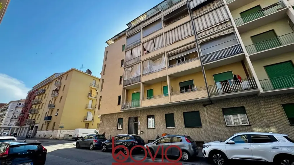 Extérieur - Apartment with Balcony in Barriera Milano, Turin