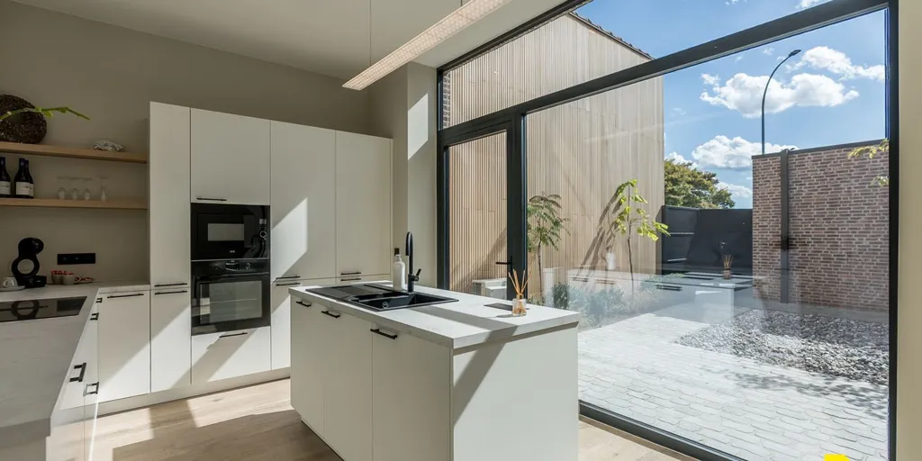 Cucina - Renovated House with Garden in Geel