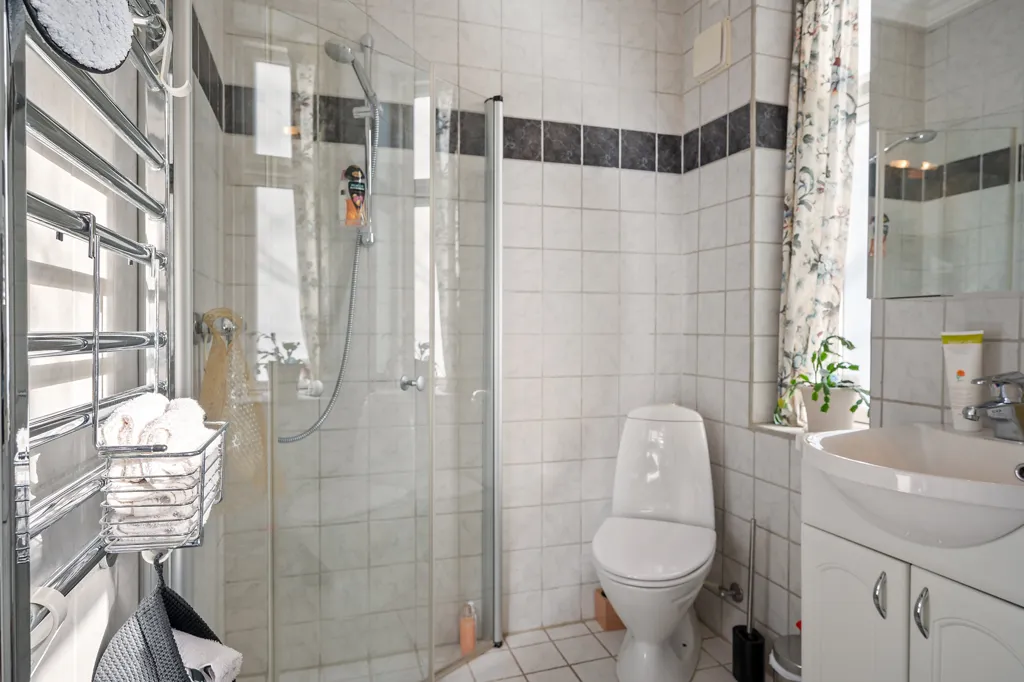 Salles de bain - Maison 4 pièces à Horsens