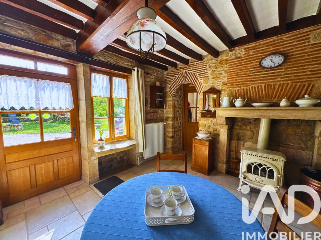 Sala da pranzo - Rustic Longère with Gîte Potential in Authiou