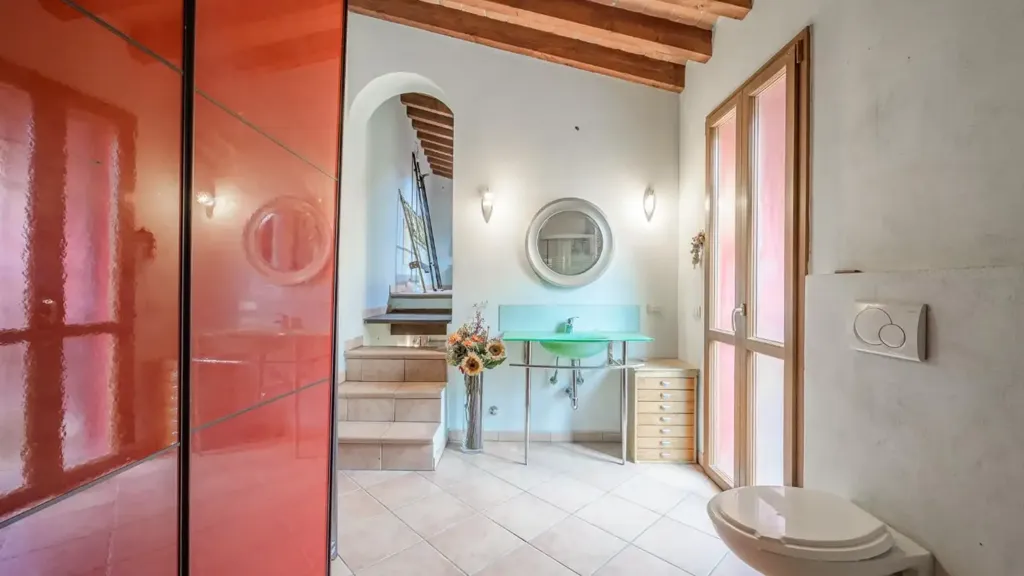 Salles de bain - Restored House with Private Courtyard in Modena