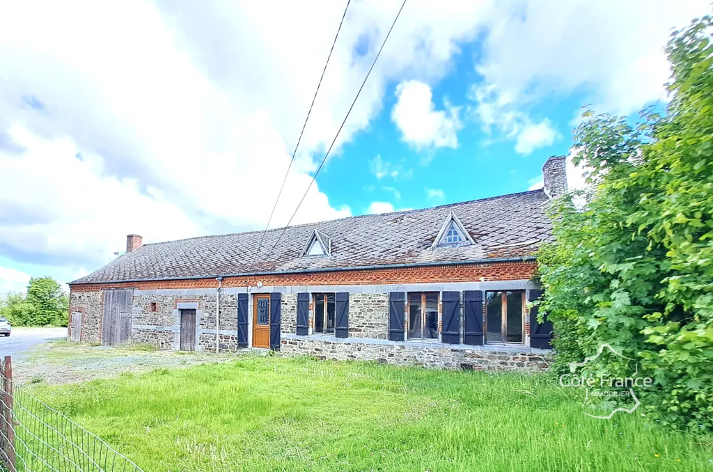 Extérieur - Longère de Plain-Pied avec Jardin à Mondrepuis