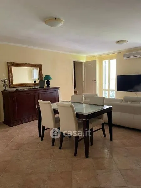 Salle à manger - Renovated Triplex near Arpino Centre