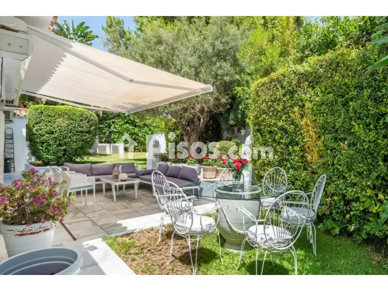 Terrazza - Semi-Detached Villa with Pool in Los Monteros