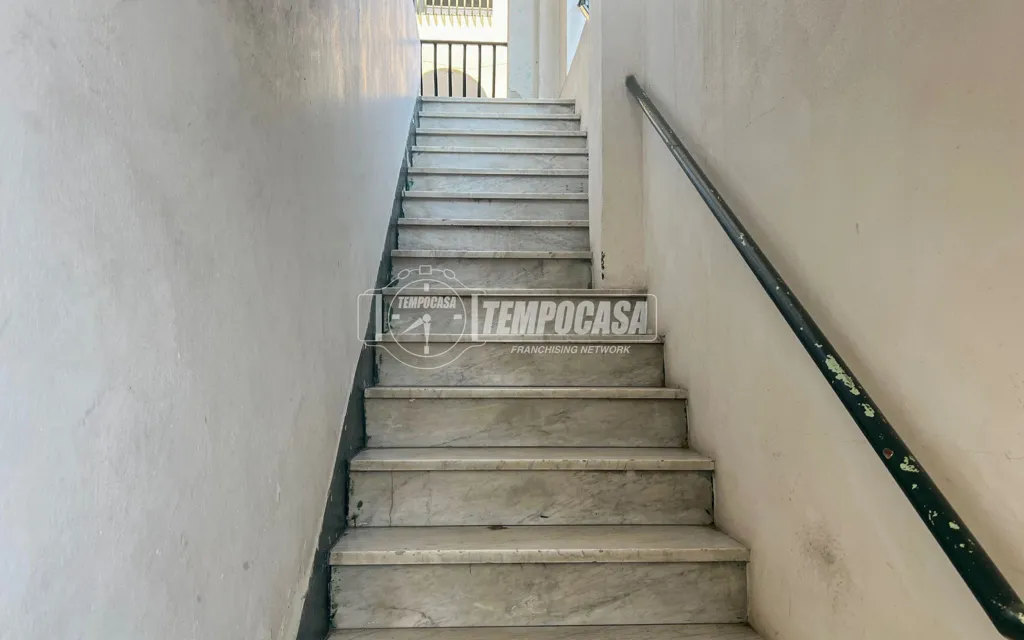 Toad - Independent Apartment with Terrazzo in Cambiano