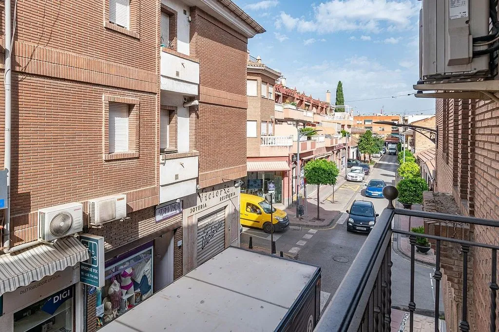 Extérieur - Modern Apartment with Balcony in Armilla