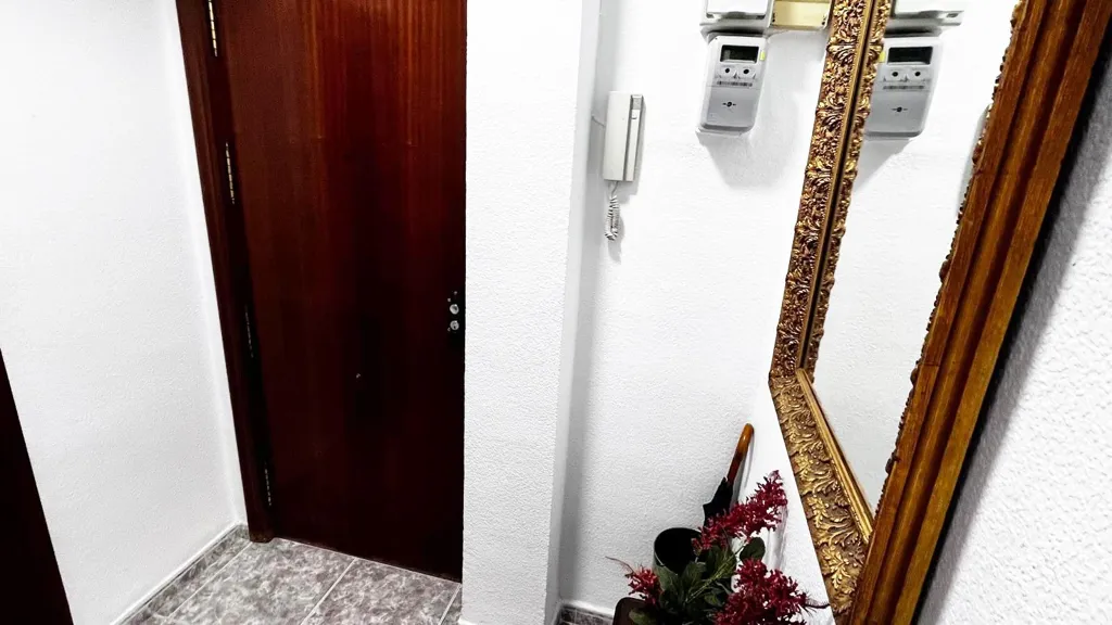 Entrée - 2-Bedroom Apartment with Air Conditioning in Viñuela